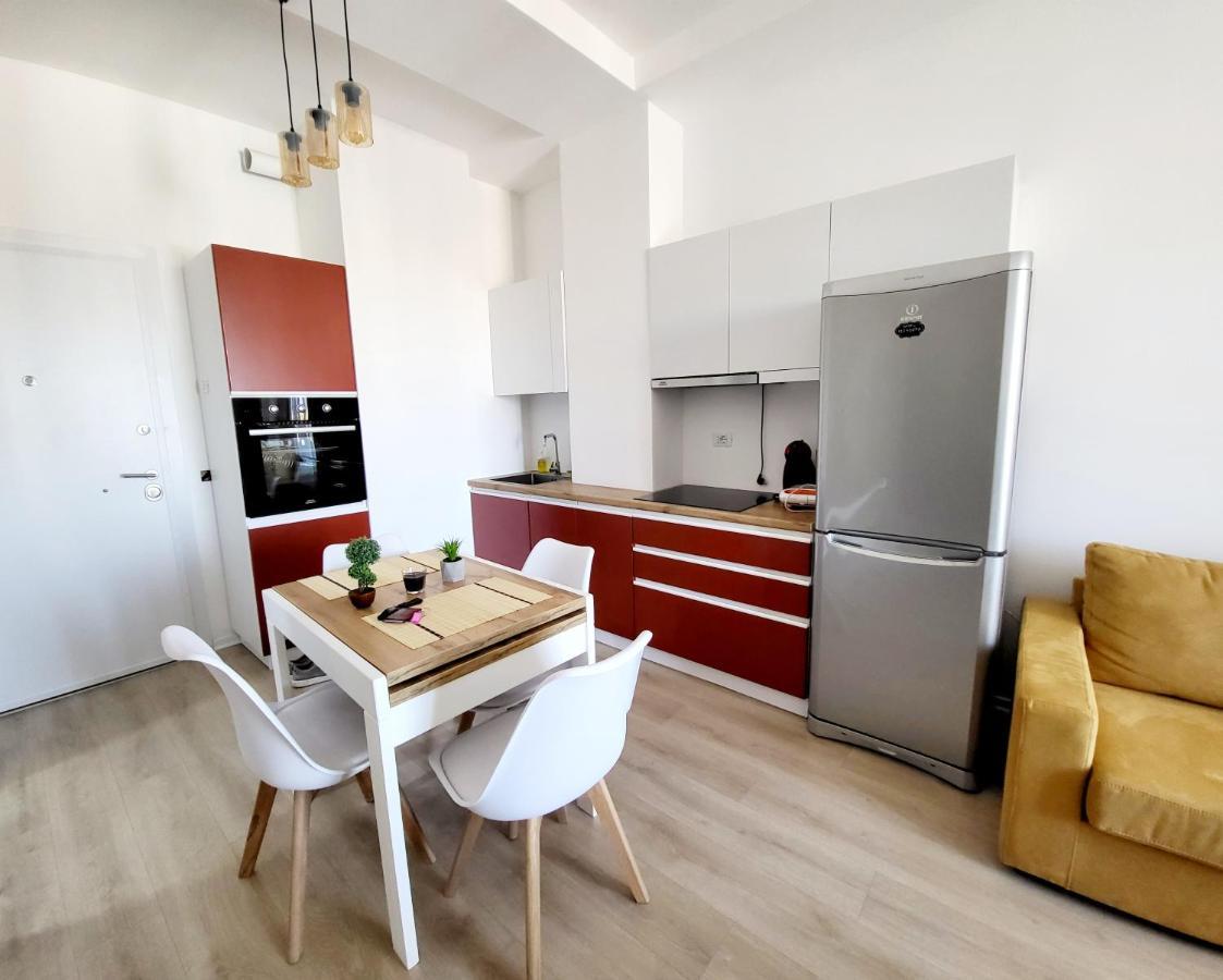 Elegant Apartment Kompleksi Magnet Tiranë Luaran gambar